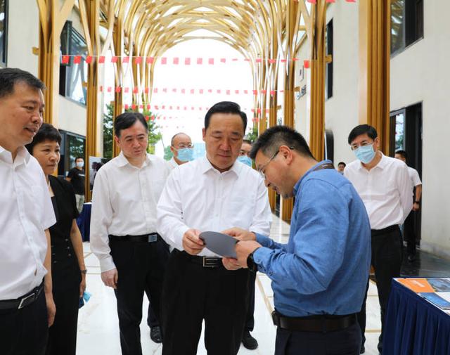 中国·BB贝博艾弗森(股份)有限公司-官方网站