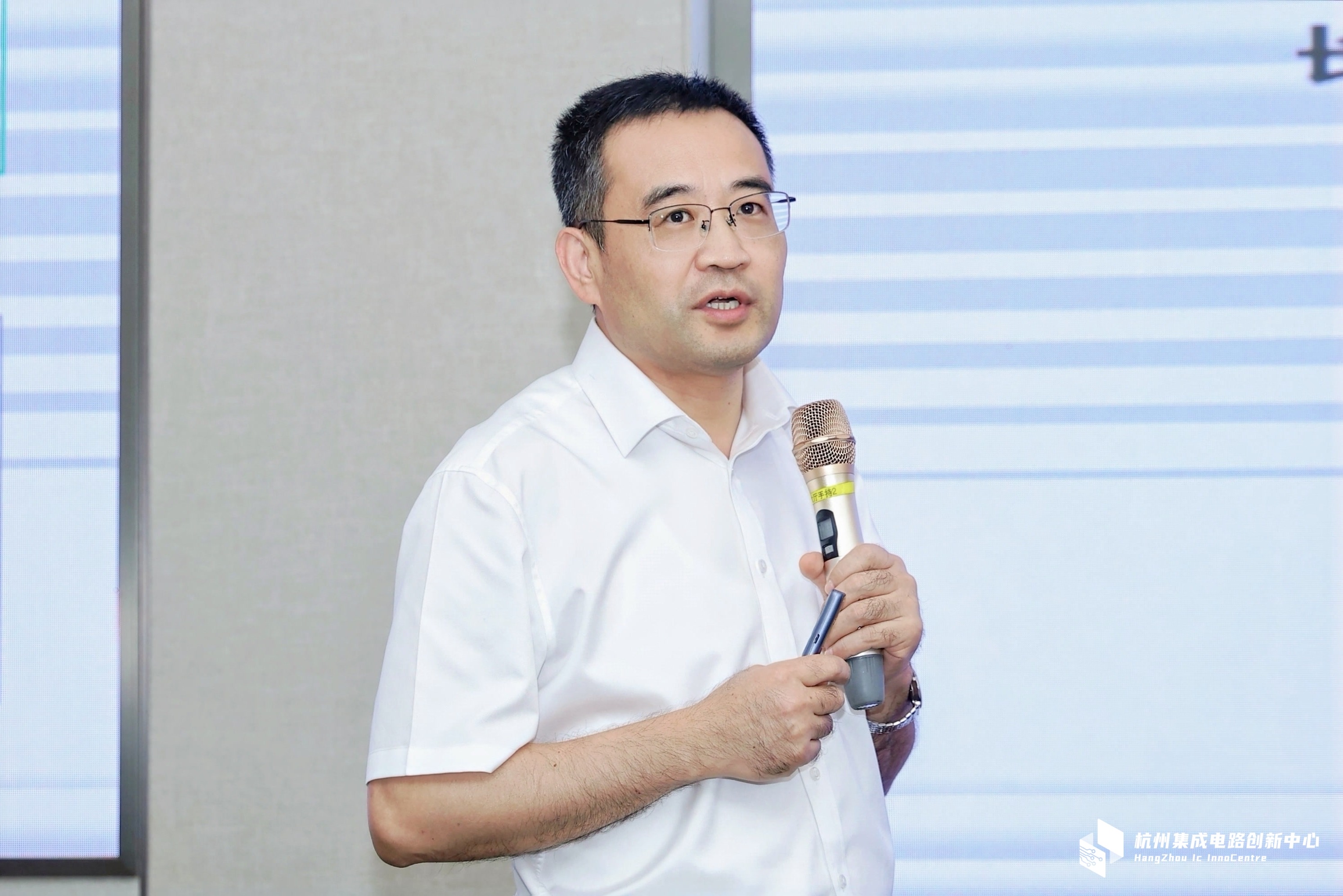 中国·BB贝博艾弗森(股份)有限公司-官方网站